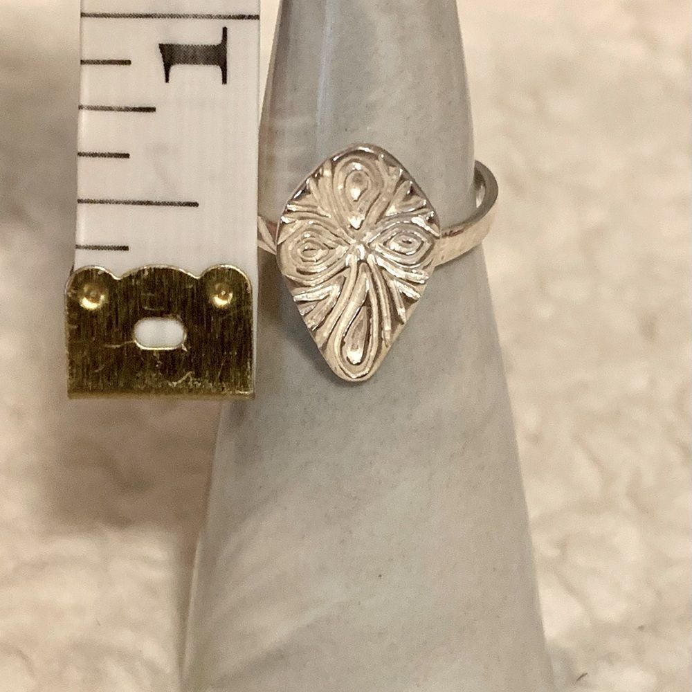 Sterling Silver Cross Ring - Picture 3 of 4